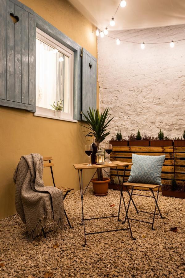 Tuenderpor Vendeghaz - Pecs Toertenelmi Belvarosaban Exterior foto